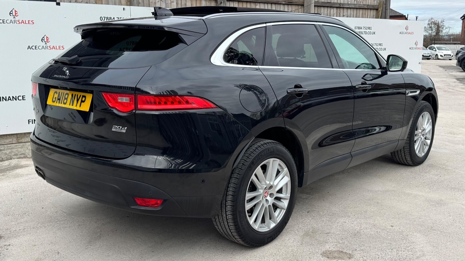 Used Jaguar F-Pace 2018 for sale - 78034259: Photo 8