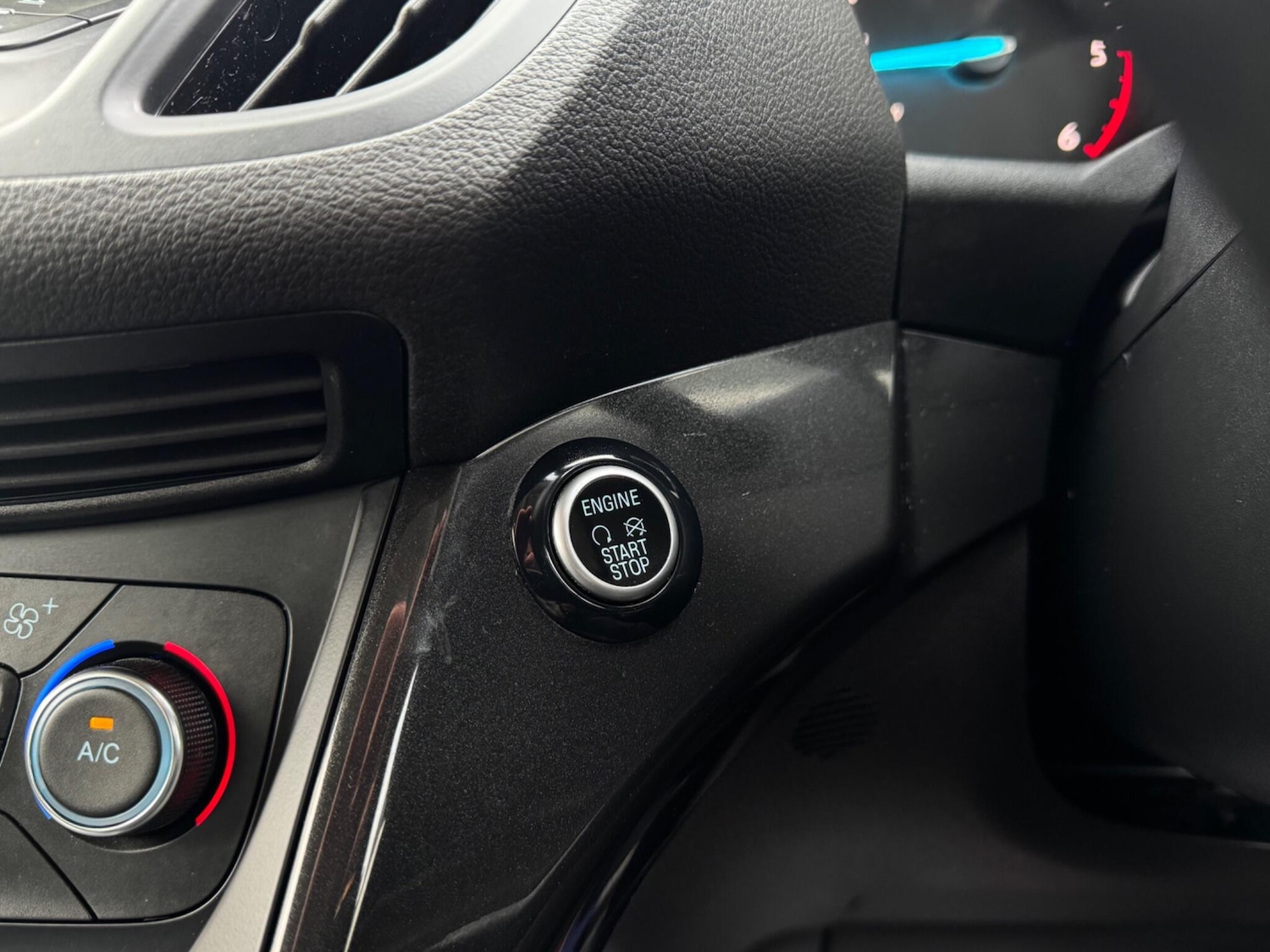 Used Ford Kuga 2018 for sale - 77029025: Photo 24