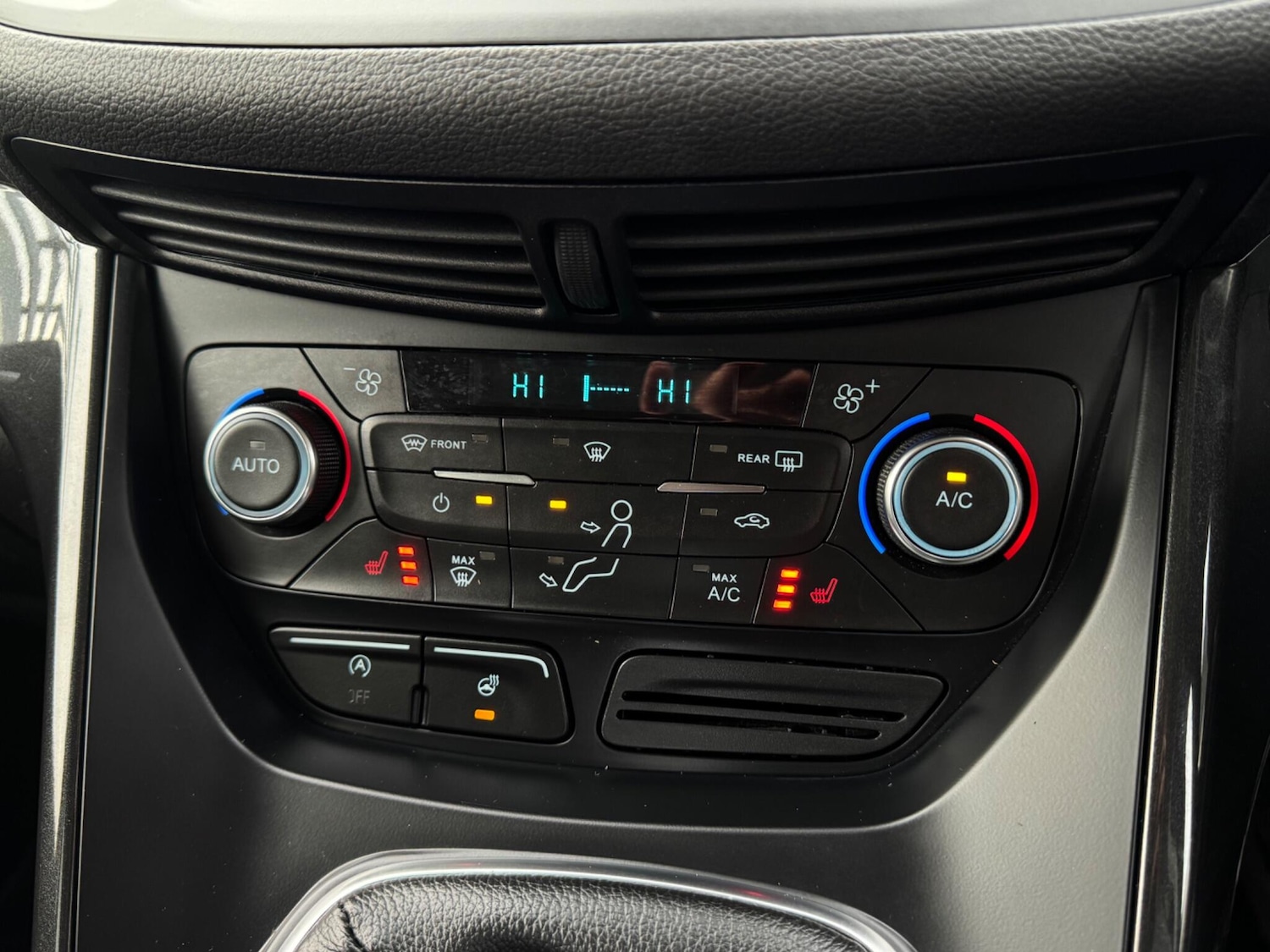 Used Ford Kuga 2018 for sale - 77029025: Photo 25