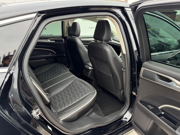 Used Ford Mondeo 2018 for sale - 76307647: Photo 13