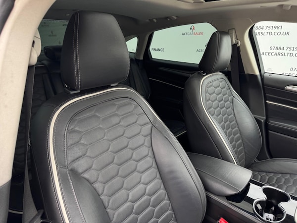 Used Ford Mondeo 2018 for sale - 76307647: Photo 70