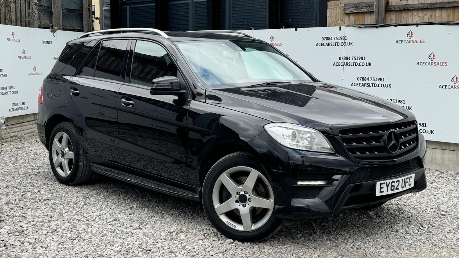 Used Mercedes-Benz M Class 2012 for sale - 76645081: Photo 1