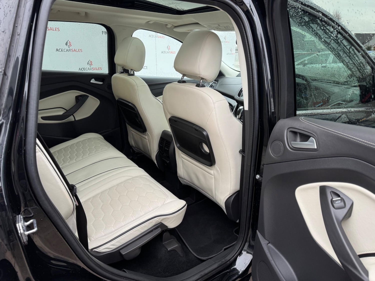 Used Ford Kuga 2017 for sale - 77290571: Photo 13