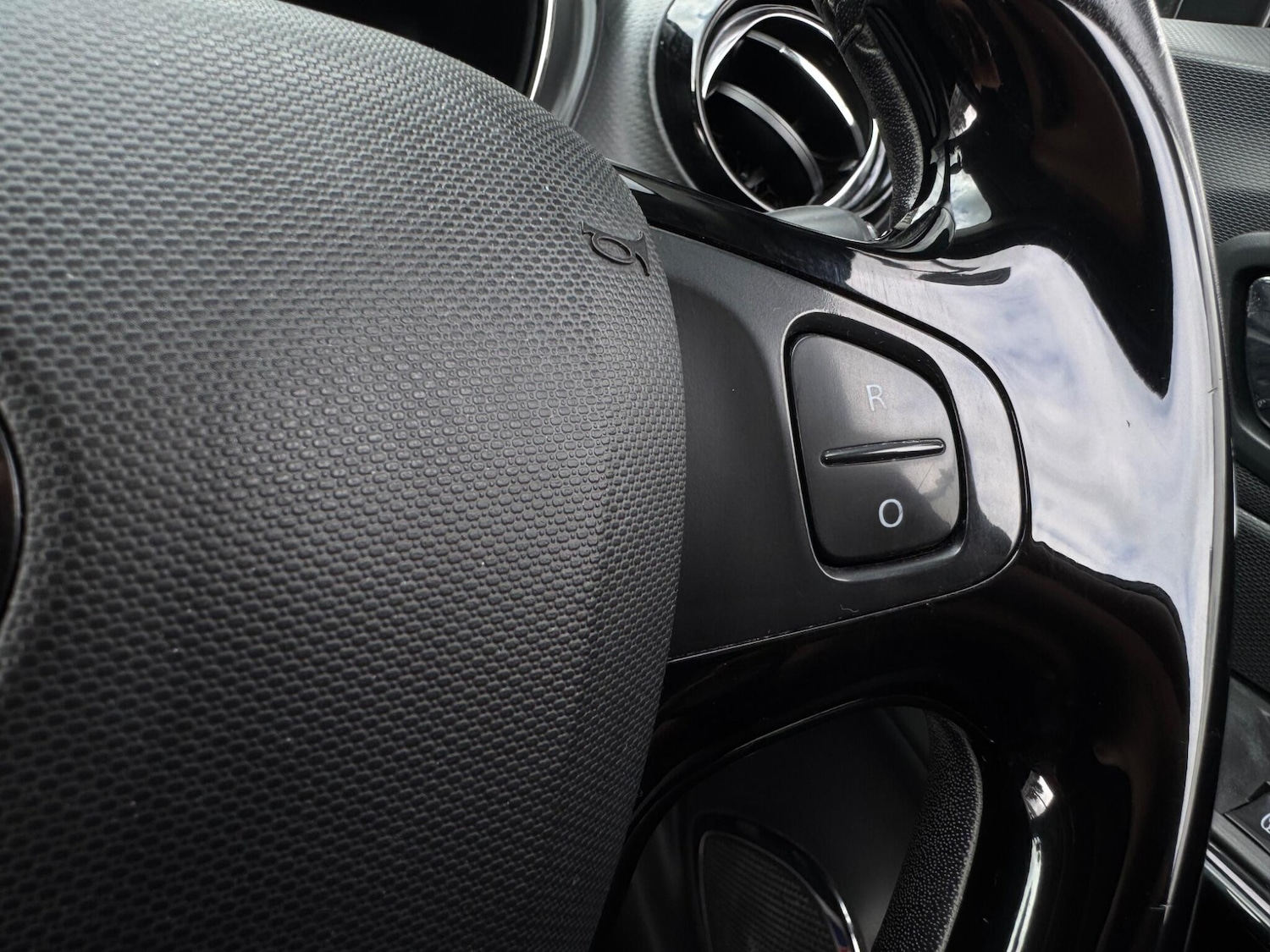 Used Renault Captur 2015 for sale - 77538404: Photo 32