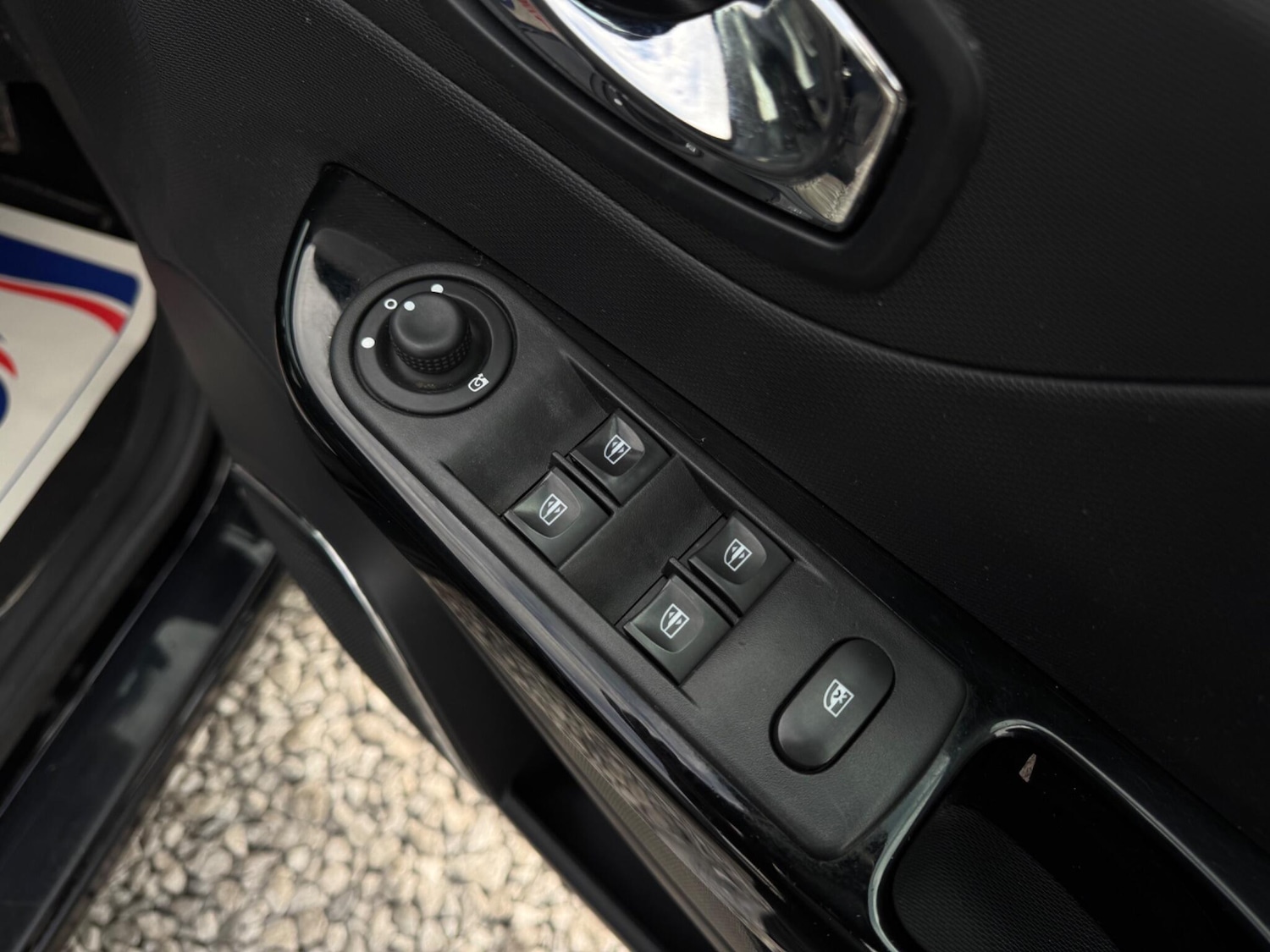 Used Renault Captur 2015 for sale - 77538404: Photo 45