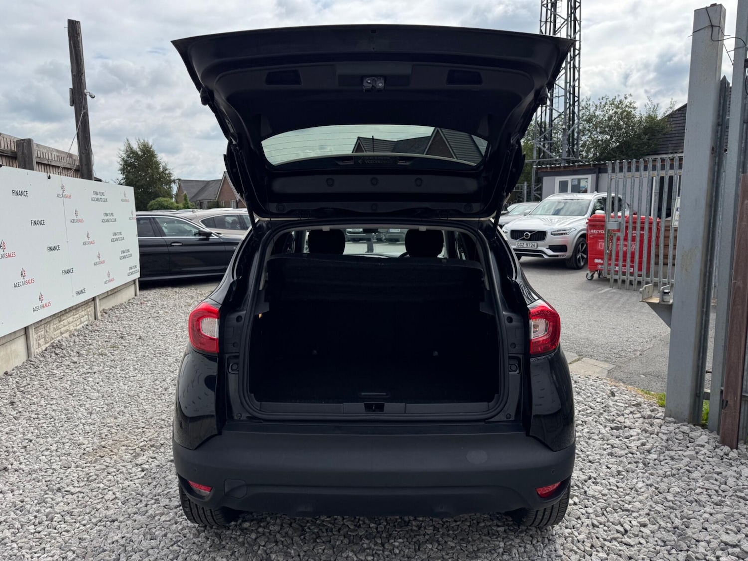 Used Renault Captur 2015 for sale - 77538404: Photo 53