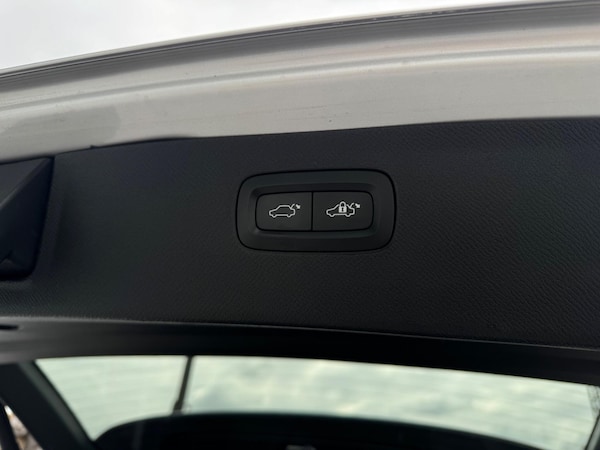 Used Volvo XC90 2017 for sale - 76179548: Photo 50