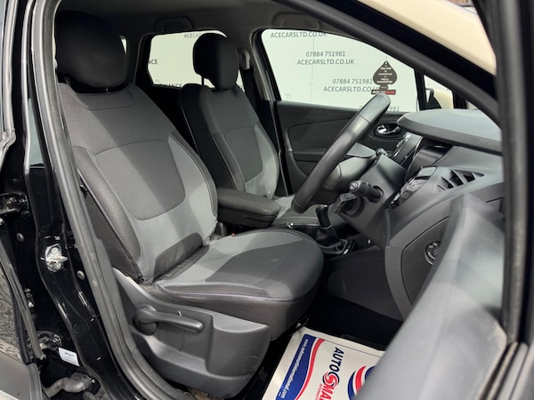 Used Renault Captur 2015 for sale - 75677523: Photo 12