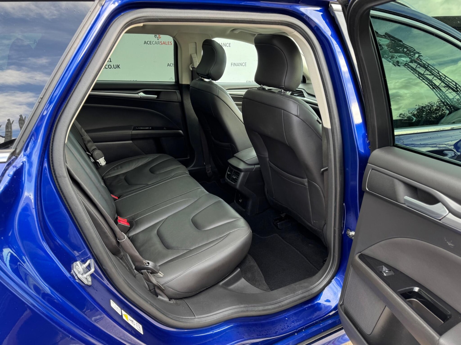 Used Ford Mondeo 2015 for sale - 76381240: Photo 13