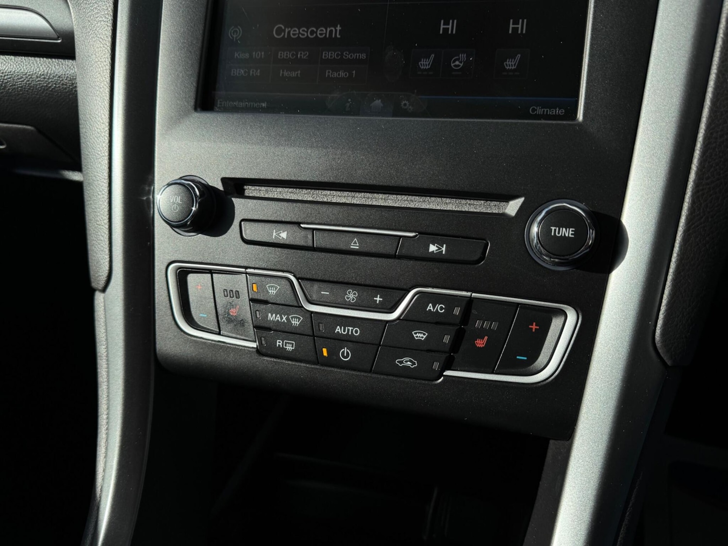 Used Ford Mondeo 2015 for sale - 76381240: Photo 25