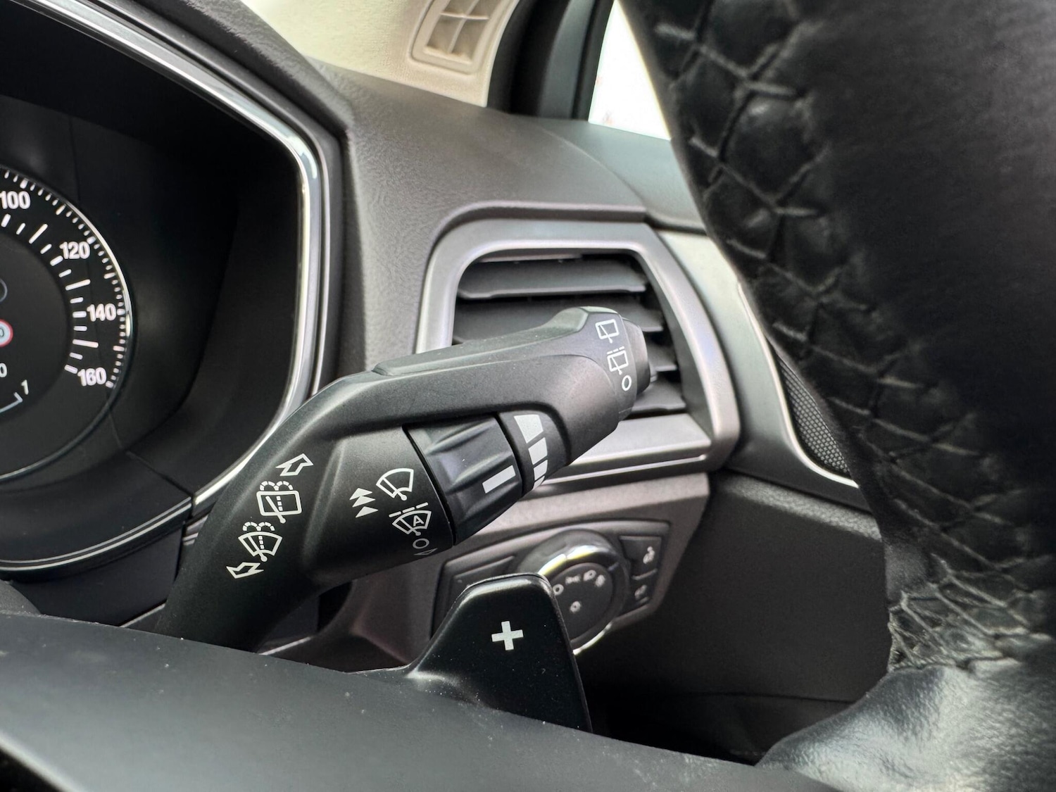 Used Ford Mondeo 2015 for sale - 76381240: Photo 35