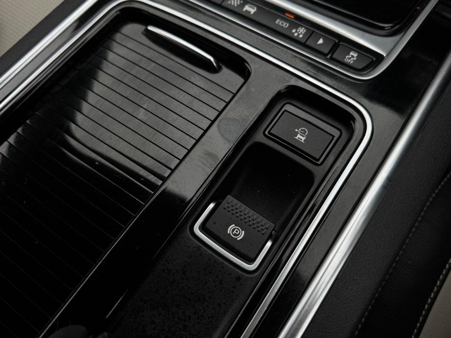 Used Jaguar XF 2018 for sale - 76166653: Photo 10