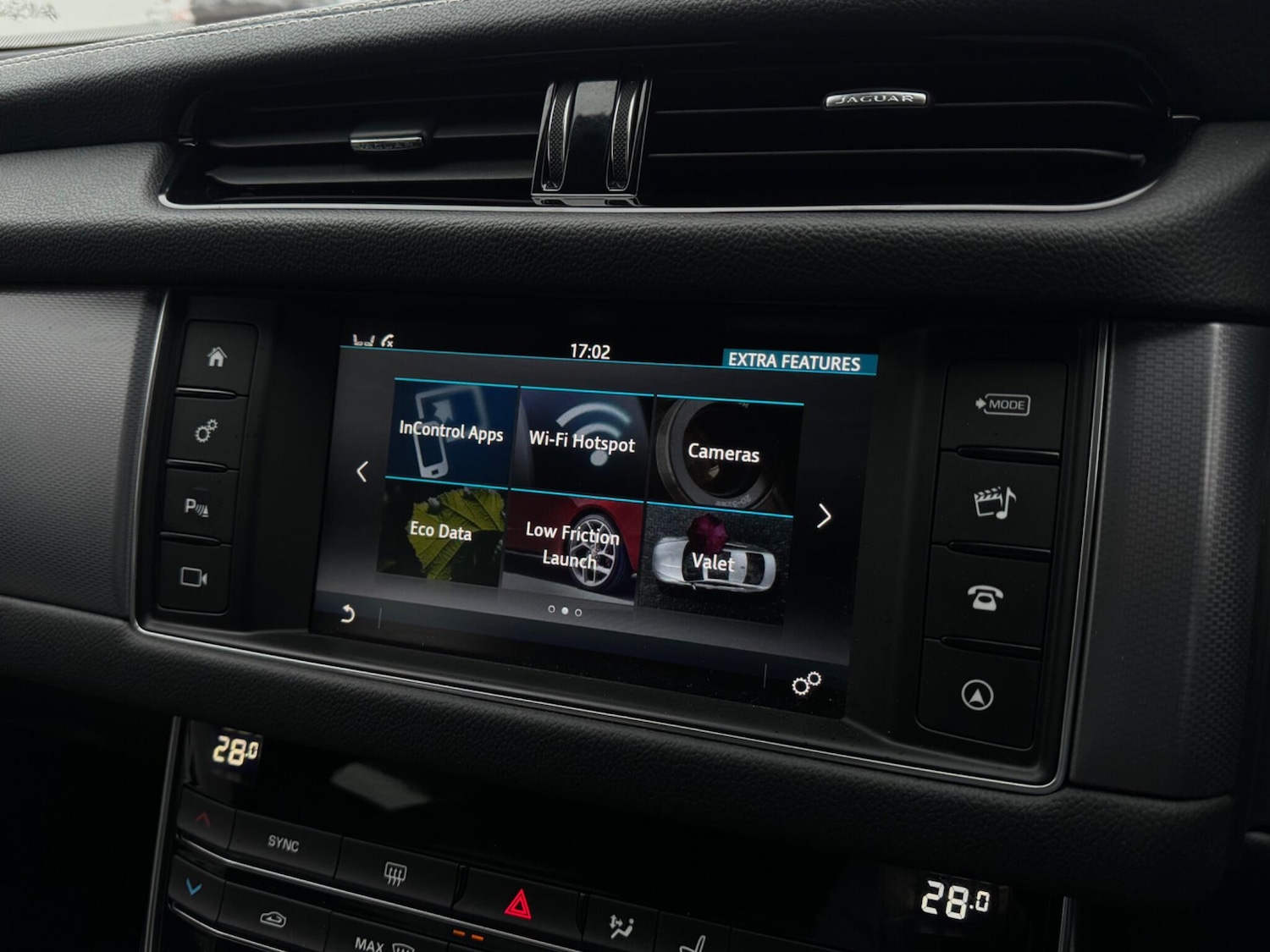 Used Jaguar XF 2018 for sale - 76166653: Photo 25