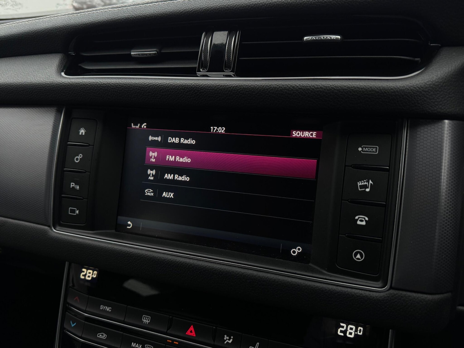 Used Jaguar XF 2018 for sale - 76166653: Photo 26