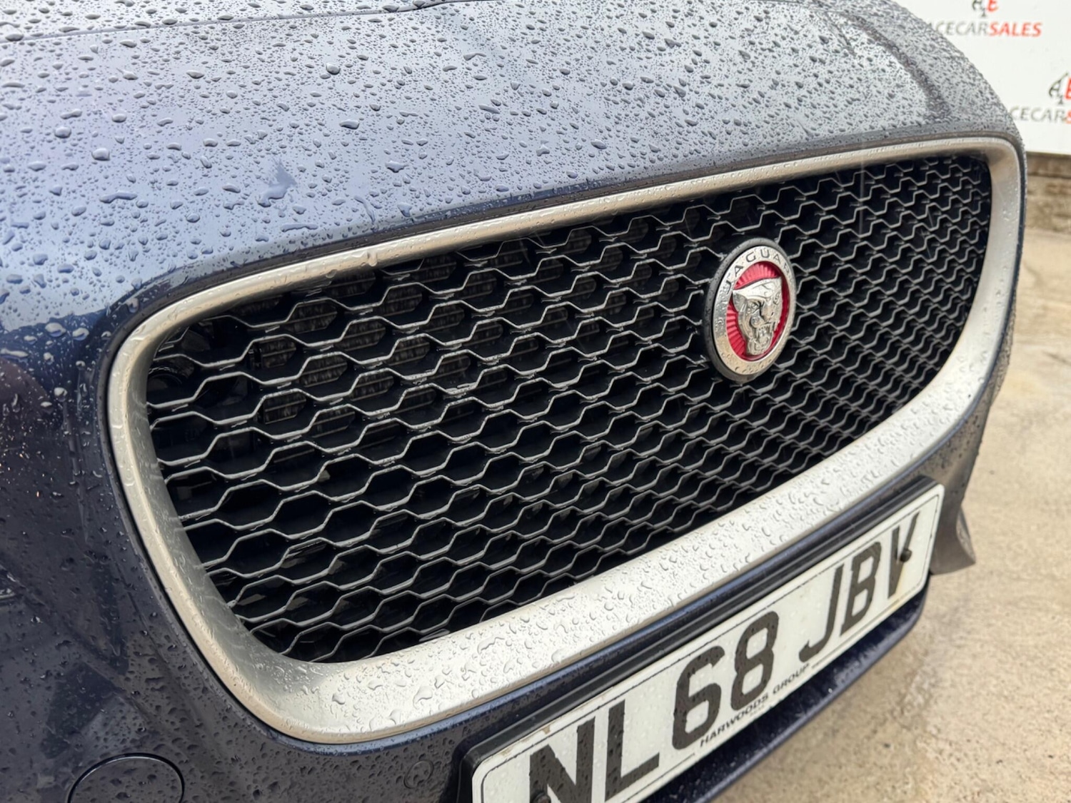 Used Jaguar XF 2018 for sale - 76166653: Photo 37