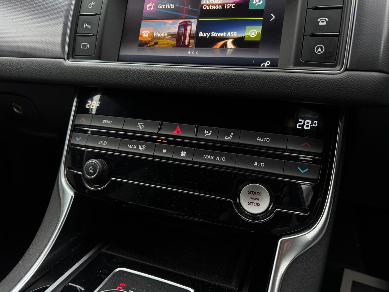 Used Jaguar XF 2018 for sale - 76166653: Photo 6