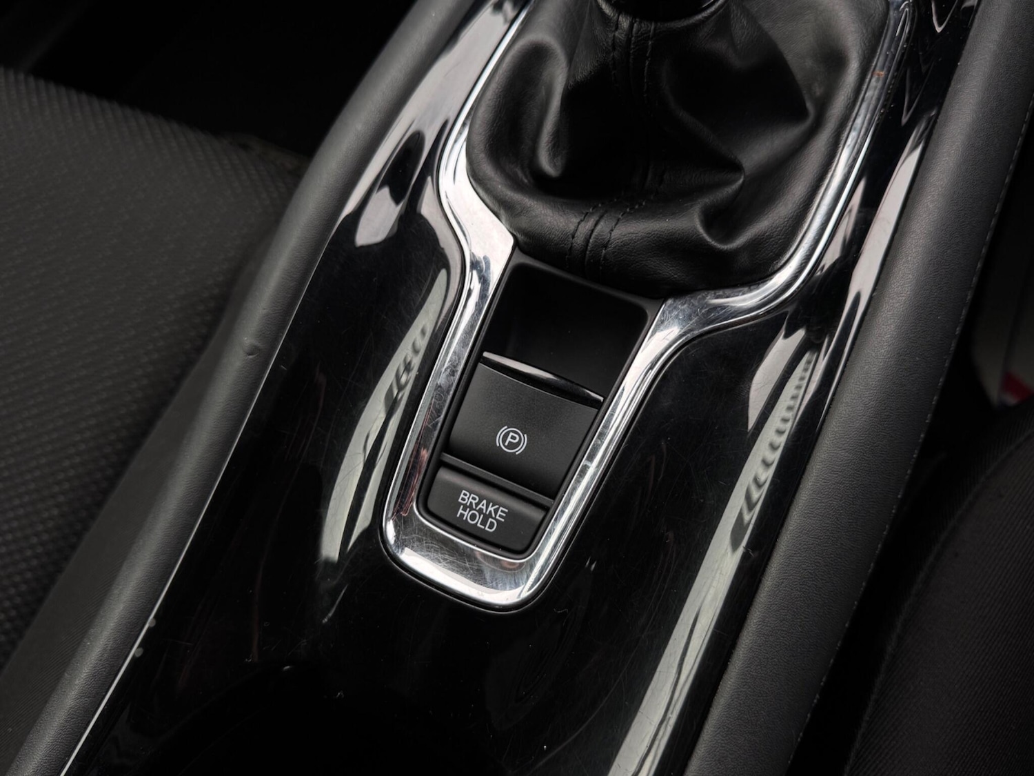 Used Honda HR-V 2017 for sale - 77670906: Photo 27