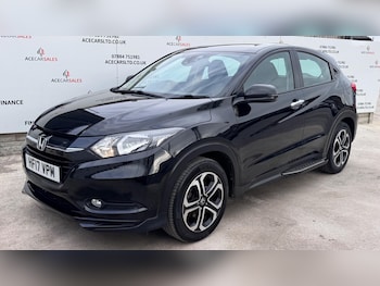 Used Honda HR-V 2017 for sale - 77670906: Photo