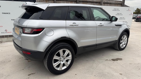 Used Land Rover Range Rover Evoque 2018 for sale - 76294890: Photo 8
