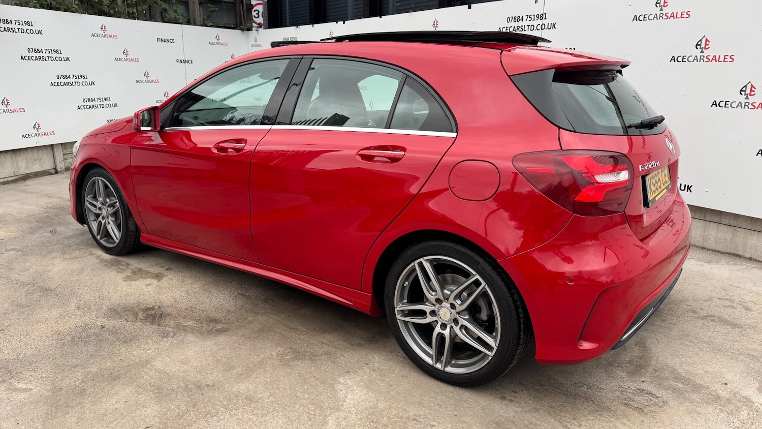 Used Mercedes-Benz A-Class 2015 for sale - 76337619: Photo 6