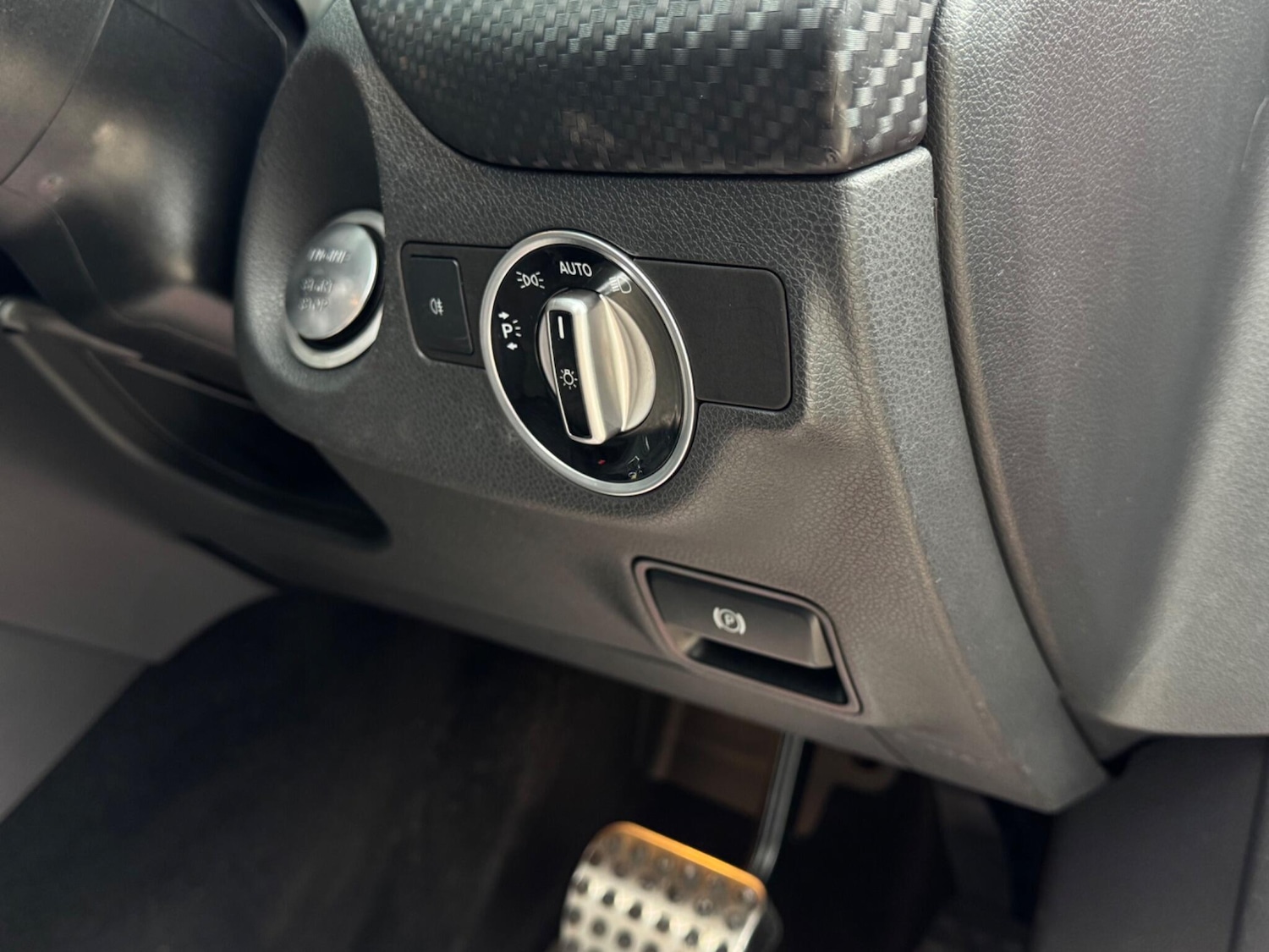 Used Mercedes-Benz A-Class 2015 for sale - 76337619: Photo 66