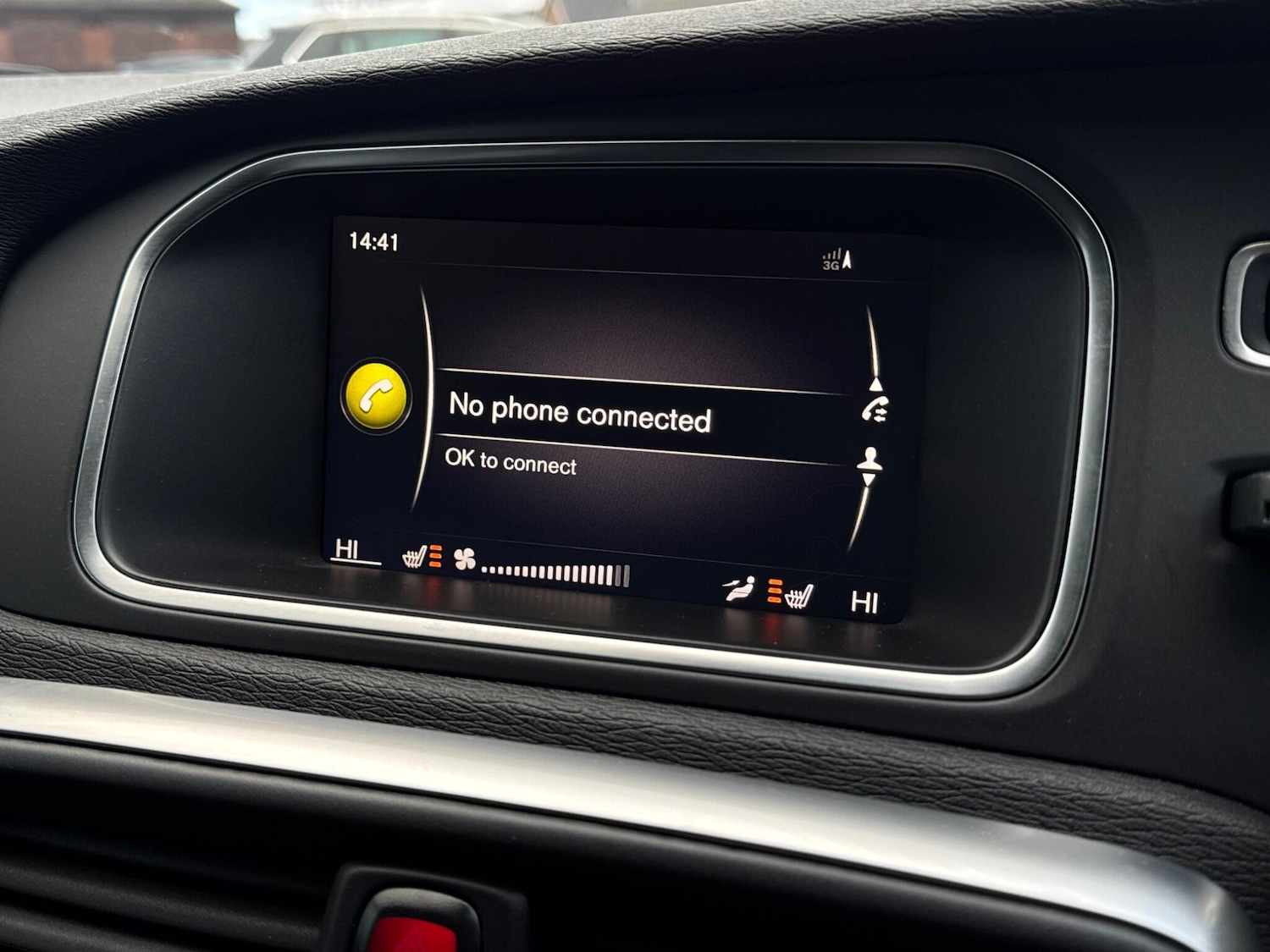 Used Volvo V40 2019 for sale - 77238637: Photo 27