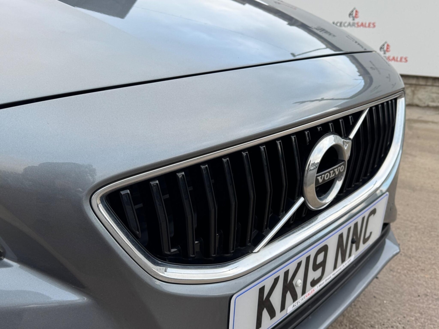 Used Volvo V40 2019 for sale - 77238637: Photo 42