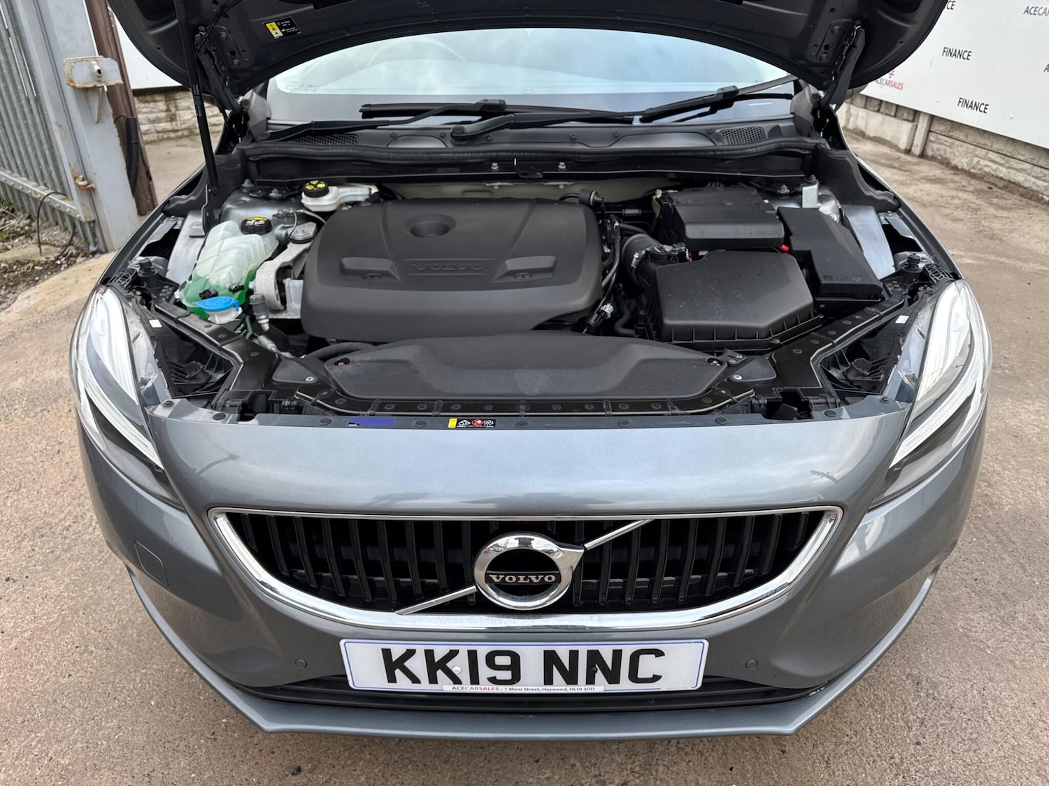 Used Volvo V40 2019 for sale - 77238637: Photo 47