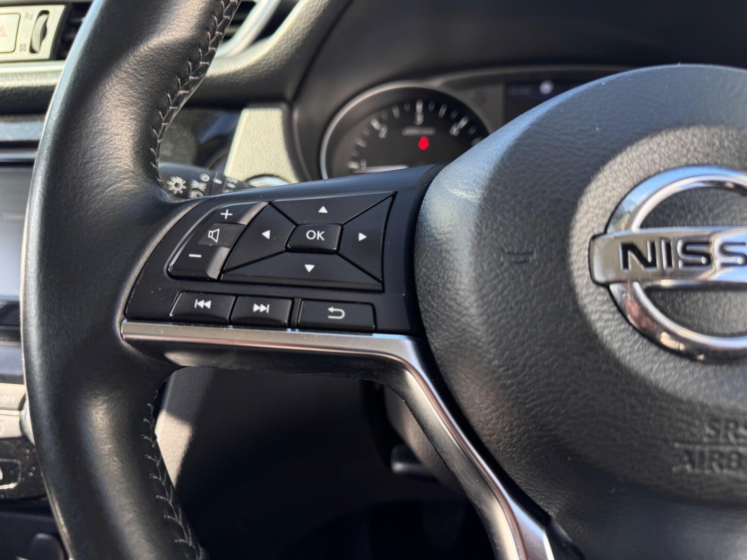 Used Nissan Qashqai for sale - 77737797: Photo 30