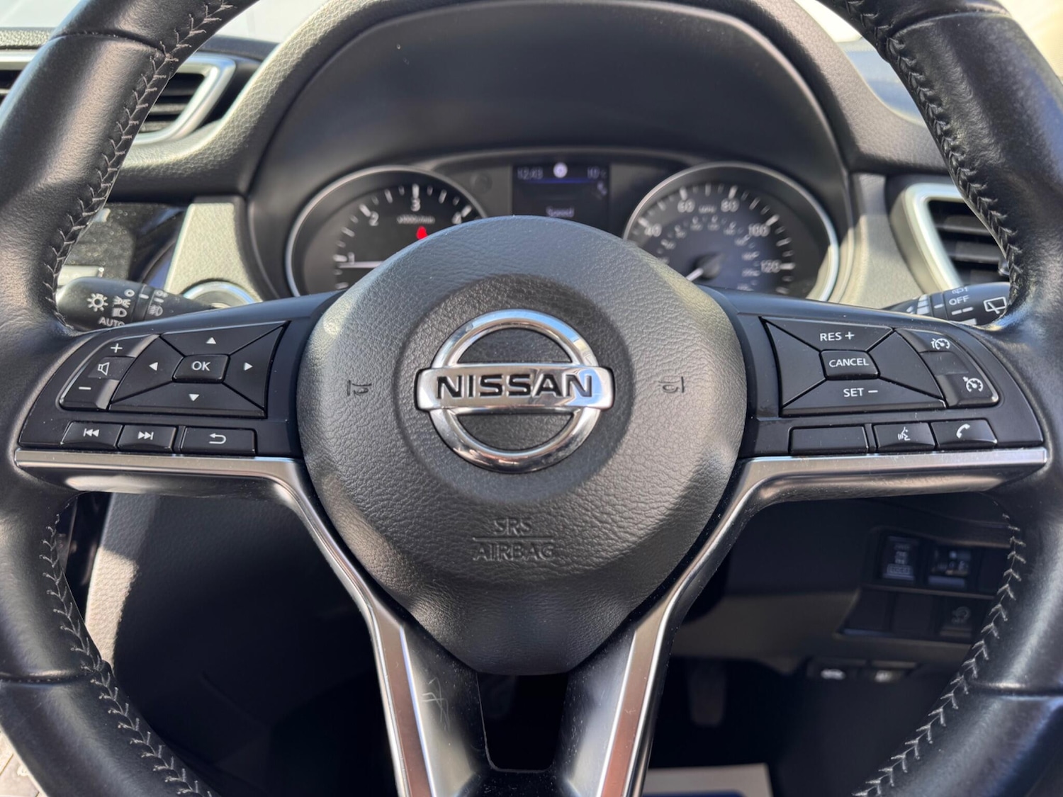 Used Nissan Qashqai for sale - 77737797: Photo 31