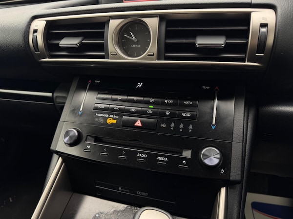 Used Lexus IS 2013 for sale - 76239291: Photo 25