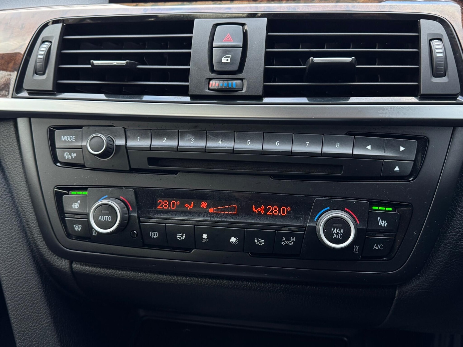 Used BMW 3 Series 2013 for sale - 76689223: Photo 26