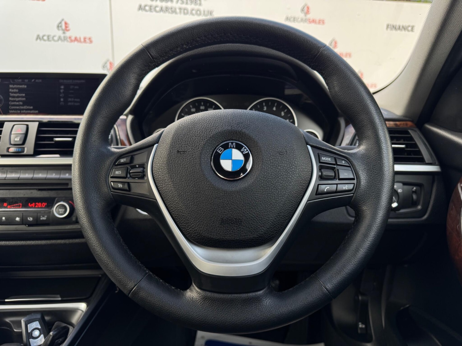 Used BMW 3 Series 2013 for sale - 76689223: Photo 30