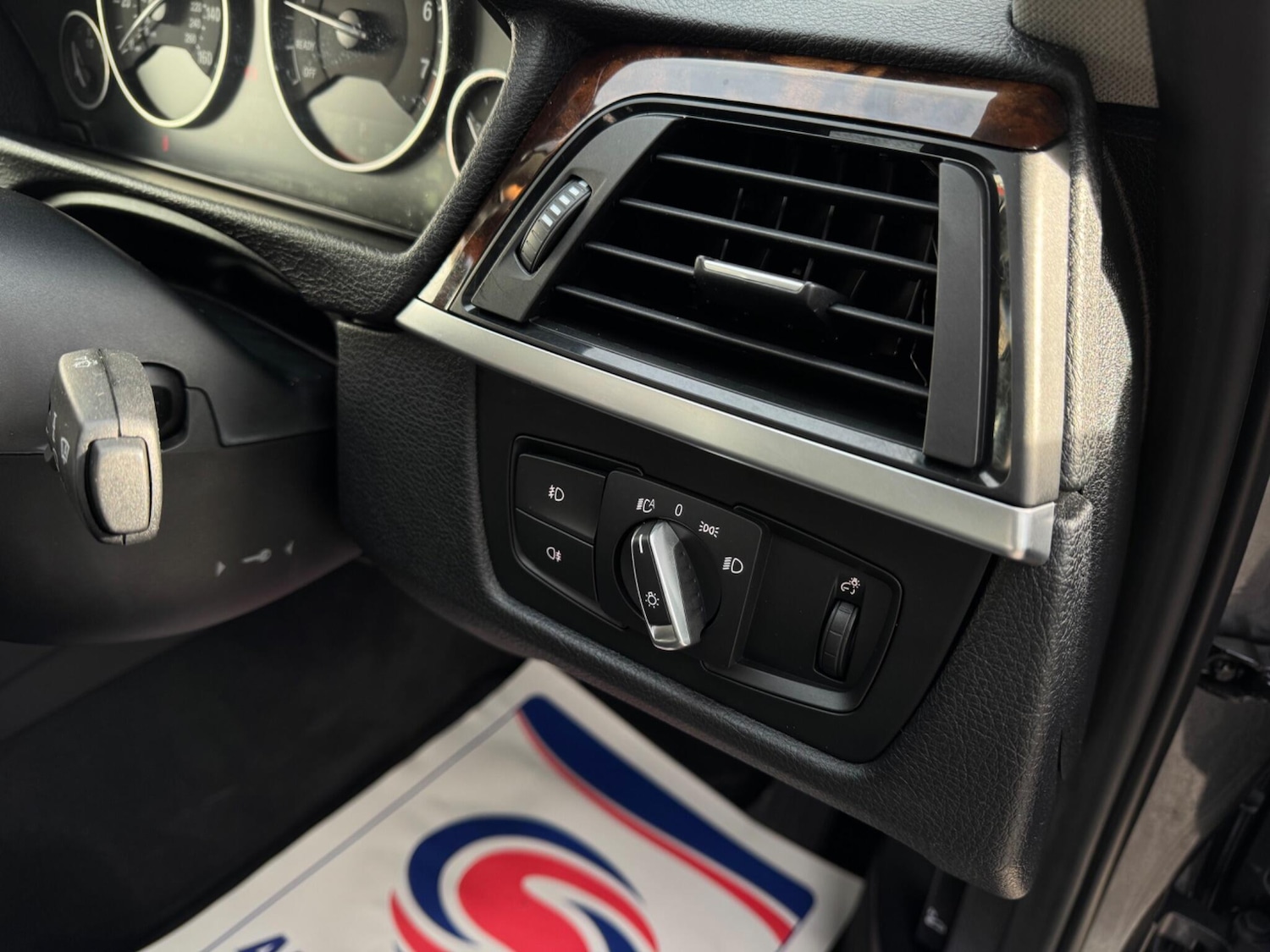 Used BMW 3 Series 2013 for sale - 76689223: Photo 61