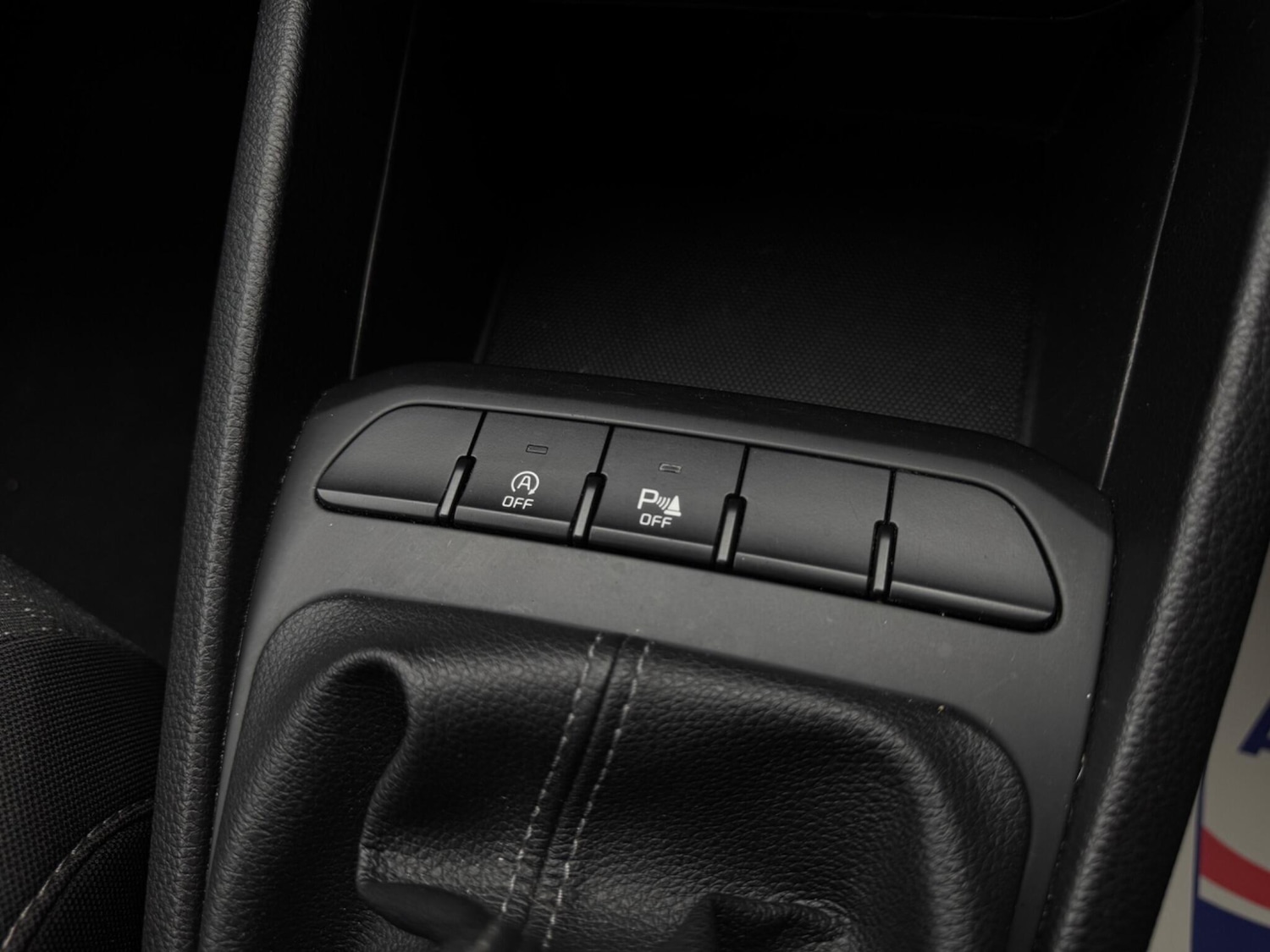 Used Kia Stonic 2019 for sale - 77254776: Photo 26