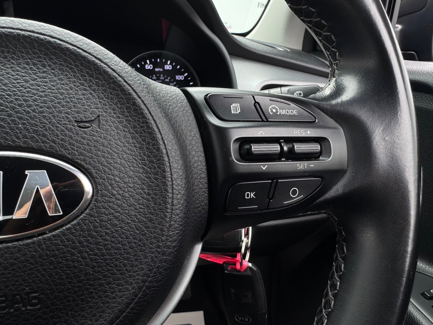 Used Kia Stonic 2019 for sale - 77254776: Photo 31