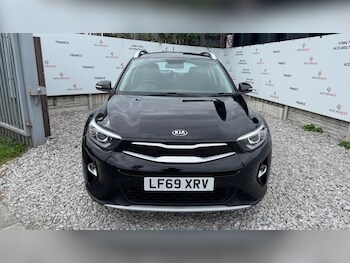 Used Kia Stonic 2019 for sale - 77254776: Photo
