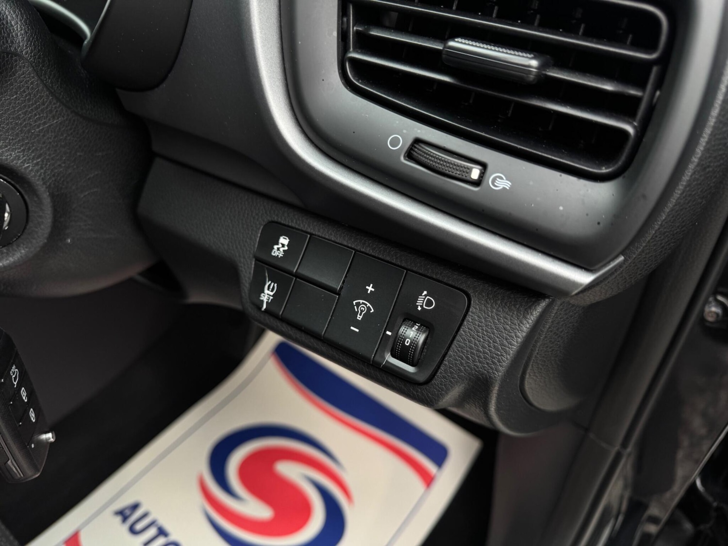 Used Kia Stonic 2019 for sale - 77254776: Photo 47