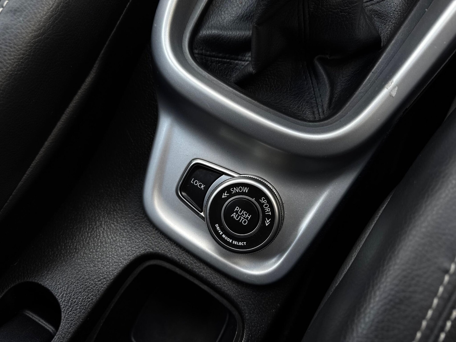 Used Suzuki Vitara 2016 for sale - 77237651: Photo 28