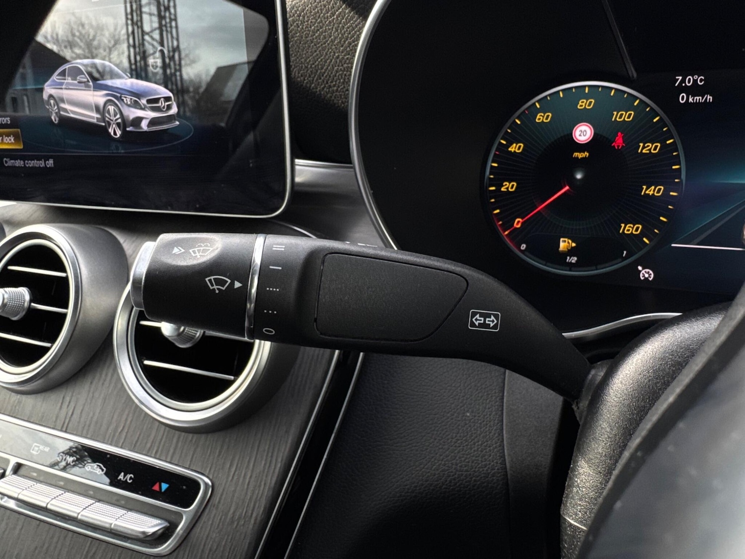 Used Mercedes-Benz C Class 2018 for sale - 77203439: Photo 31
