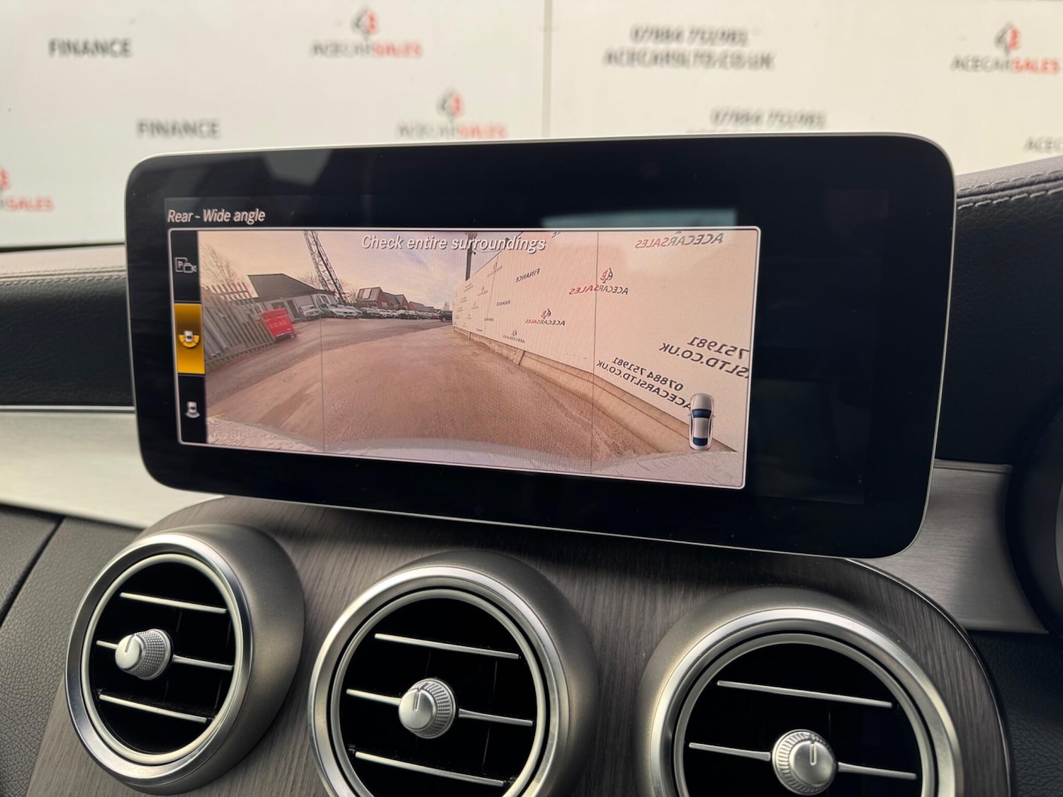 Used Mercedes-Benz C Class 2018 for sale - 77203439: Photo 40