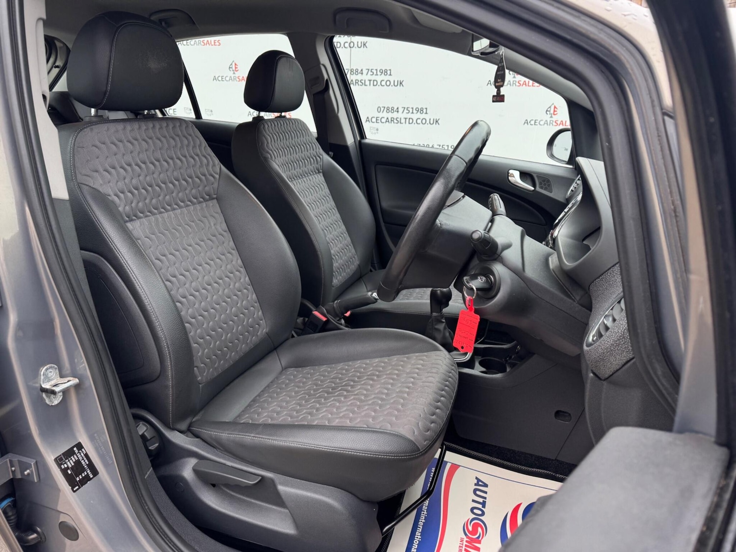 Used Vauxhall Corsa 2012 for sale - 77279472: Photo 12