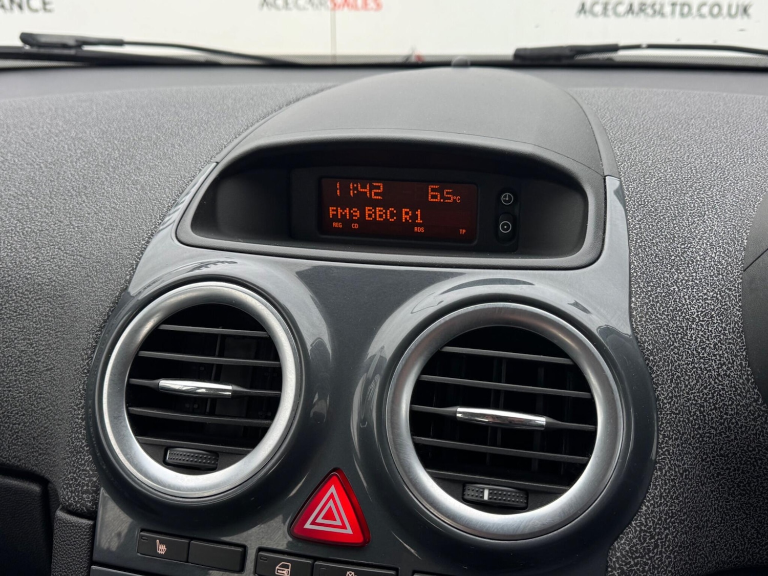 Used Vauxhall Corsa 2012 for sale - 77279472: Photo 23