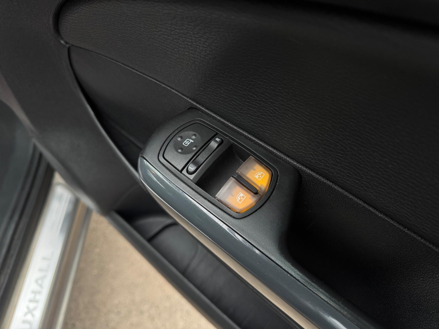 Used Vauxhall Corsa 2012 for sale - 77279472: Photo 39