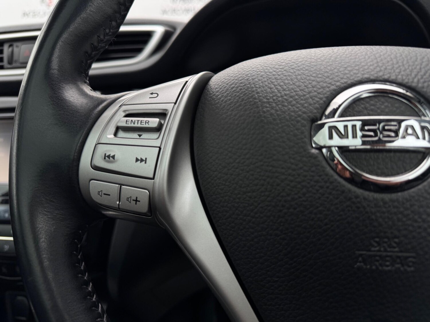 Used Nissan Qashqai for sale - 77909264: Photo 32