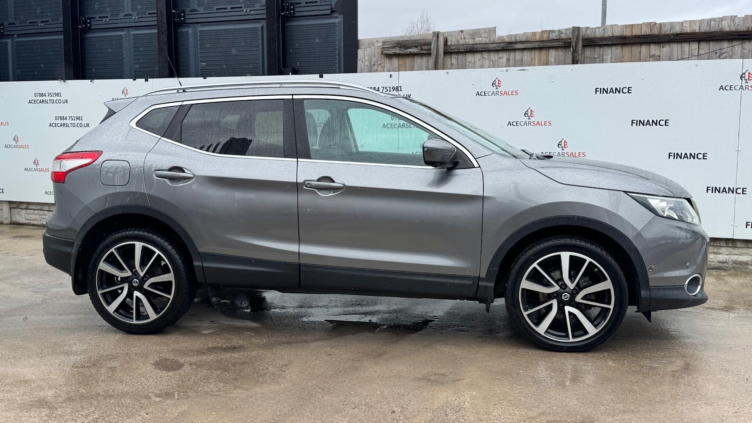 Used Nissan Qashqai for sale - 77909264: Photo 9