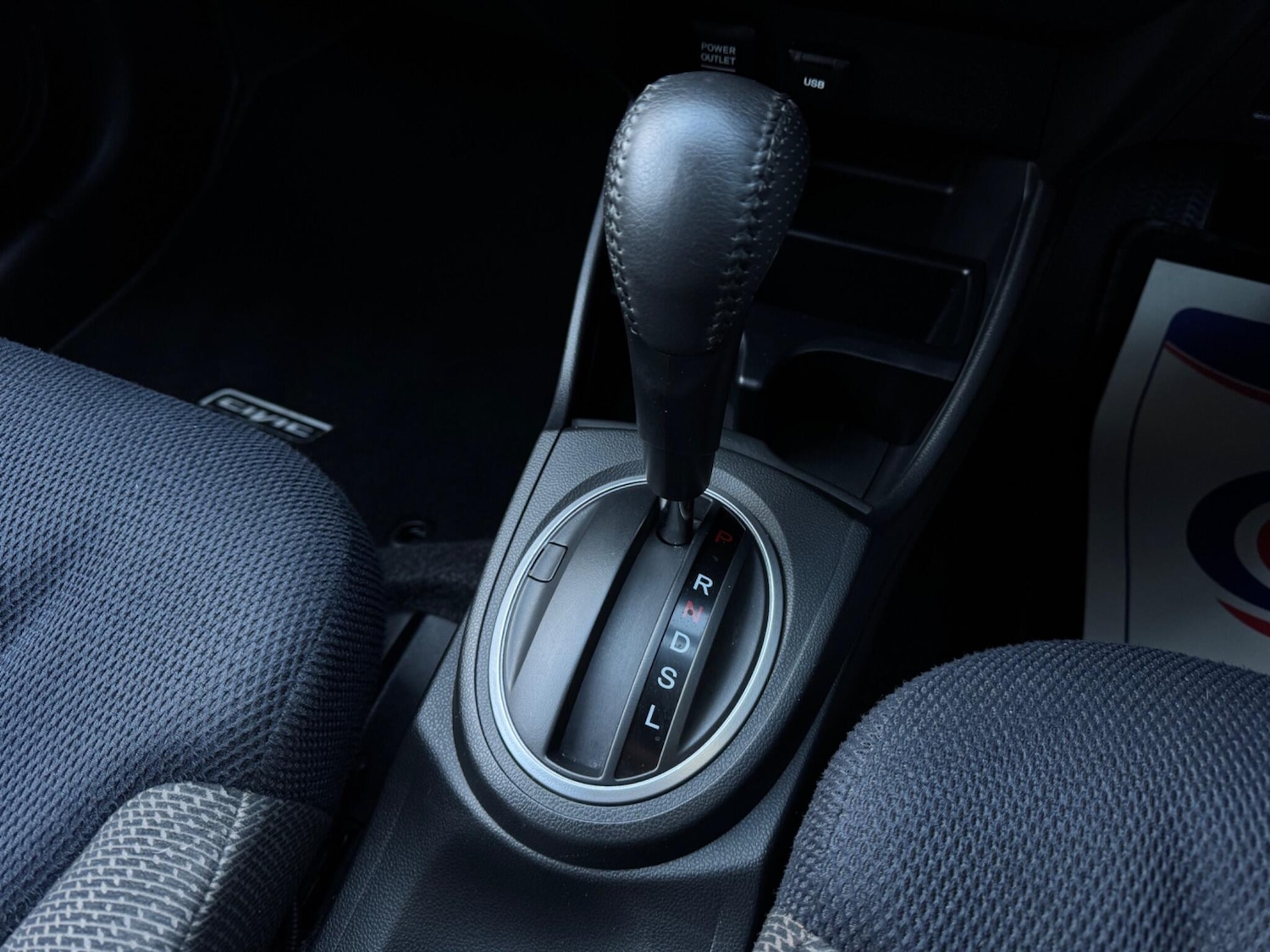 Used Honda Jazz 2015 for sale - 76997531: Photo 26