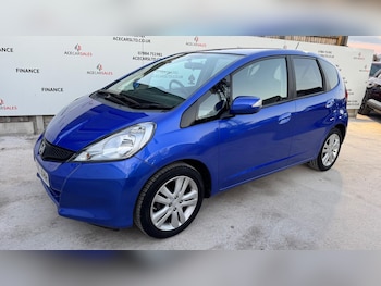 Used Honda Jazz 2015 for sale - 76997531: Photo