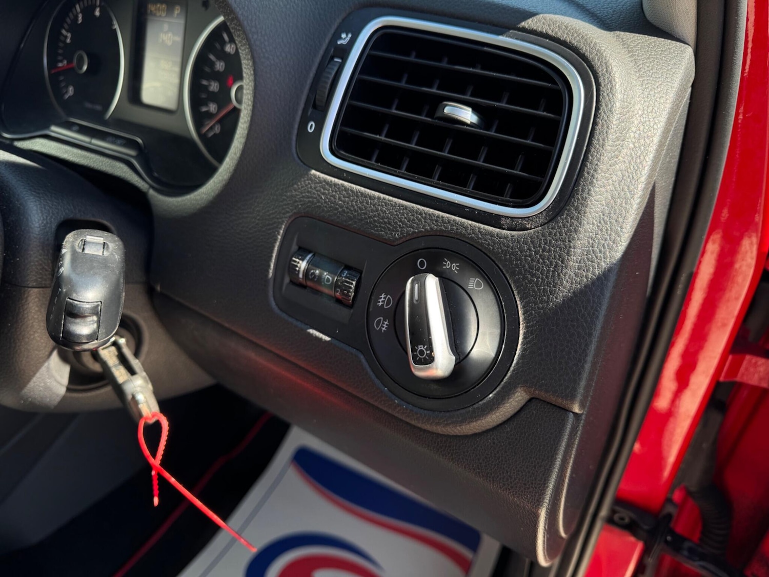 Used Volkswagen Polo 2011 for sale - 78147931: Photo 32