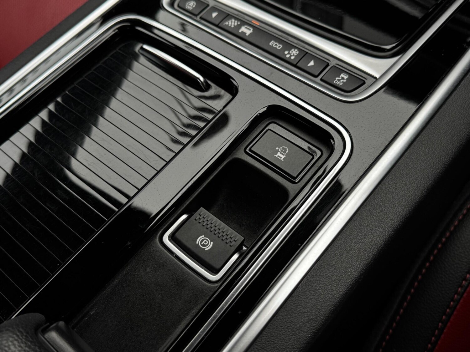 Used Jaguar XE for sale - 77509733: Photo 28